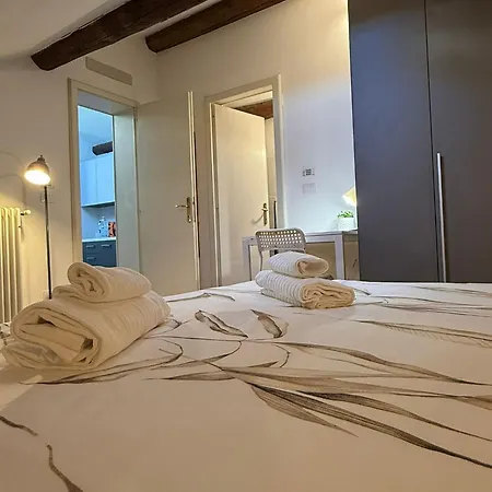 Centro Con Ascensore Borgo 22 Parma
